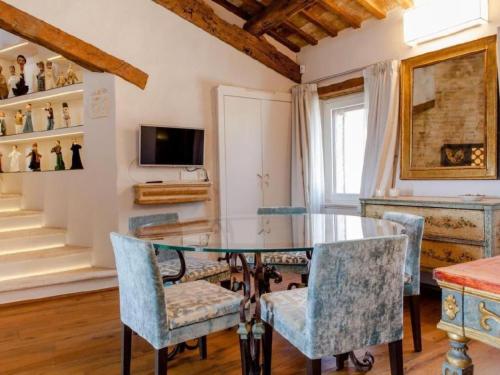 Holiday Home MarcheAmore - Torre da Bora- luxuriöser mittelalterlicher Turm by Interhome (Holiday Home MarcheAmore - Torre da Bora- luxurioser mittelalterlicher Turm by Interhome) in 馬利亞諾迪滕納