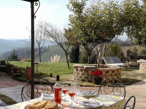 Holiday Home Villa mit Pool für 29 Personen ca- 800 m2 by Interhome (Holiday Home Villa mit Pool fur 29 Personen ca- 800 m2 by Interhome) in Ponzano Di Fermo
