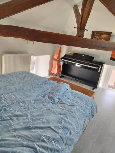 Pause à la campagne au grand air des Pyrénées (Pause a la campagne au grand air des Pyrenees) in 聖拉里布讓