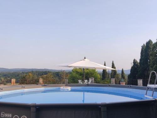 Holiday Home Historische Villa auf dem Lande in den toskanischen Hügeln by Interhome gîte à louer Cicogna