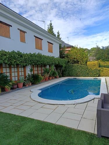 Viesnīcas āriene, El Mirador de Can Barri BB Vistas Piscina y Desayuno Gourmet in Bigues i Riells
