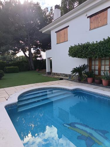 Viesnīcas āriene, El Mirador de Can Barri BB Vistas Piscina y Desayuno Gourmet in Bigues i Riells