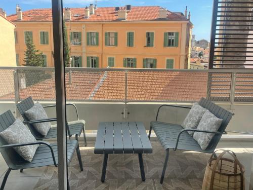 Cannes, appartement avec parking+terrasse, Croisette à pied!