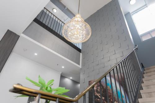 Vista exterior, Grand Royal Legacy in Winnipeg City Center