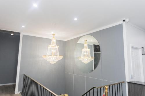 Vista exterior, Grand Royal Legacy in Winnipeg City Center