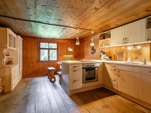 廚房, Waldhüsle (Waldhusle) in 華爾德岩阿爾堡