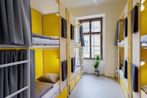 Flow Hostel - image 2