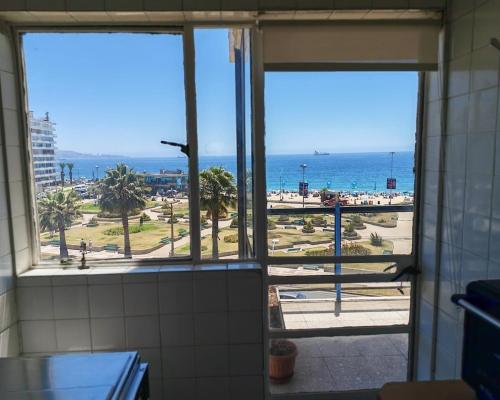 Viña dp Maravillosa VISTA, plena Av San Martín frente Playa Acapulco