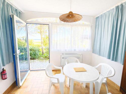 Argelès-sur-Mer : Appartement T2 cabine face à la mer, 4 couchages - FR-1-309-255