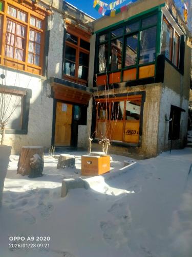 Old Likir Traditional Farm Stay in Uleytokpo