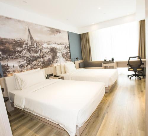 room detail thumbnail 2