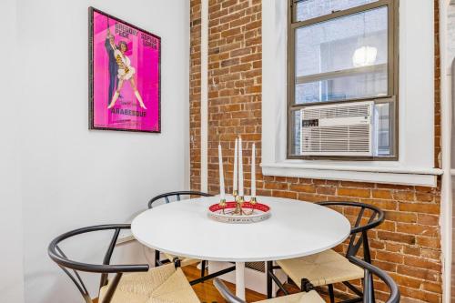 West Village 1BR Gem Historic Brownstone WiFi - image 5