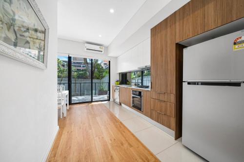 Direct to CBD&Airport & Affordable for 6 Guests in แอชฟิลด์