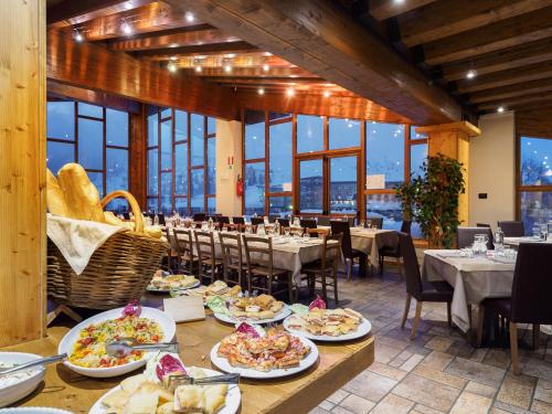 Étterem, Hotel Piandineve in Ponte Di Legno