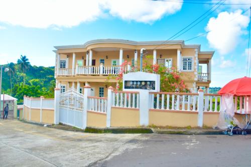 Kentia's Place in Canouan Island