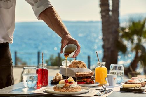Poseidon Of Paros Resort & SPA - image 4