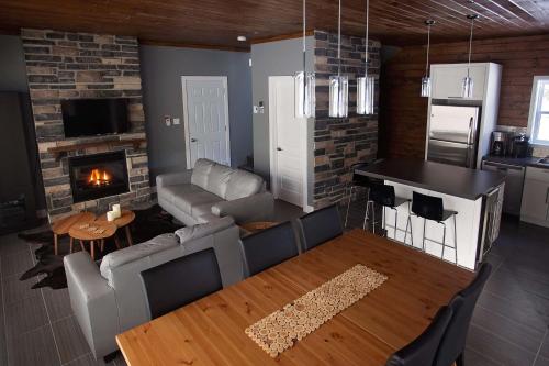Lakefront - Chalet Le Missionnaire in Saint-Joseph-de-Mékinac (QC)