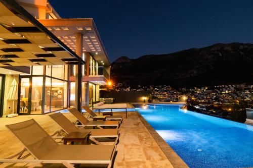 Villa Unlimited 5 Bedroom Luxury Villa with Infinity Pool - image 4