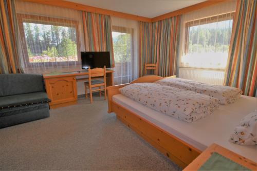 1 queen bed