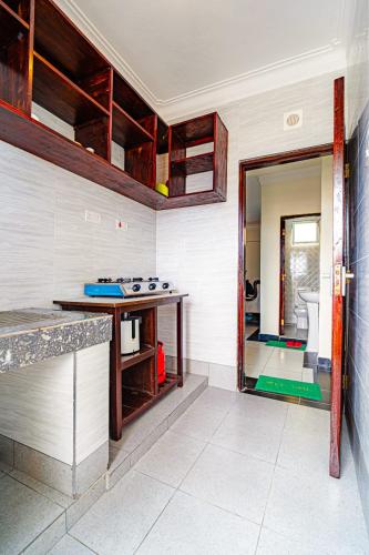 Benin's BNB in Момбаса