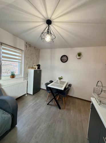 Jokai Apartments Nr7, code entry – khách sạn tại Intorsura Buzaukui