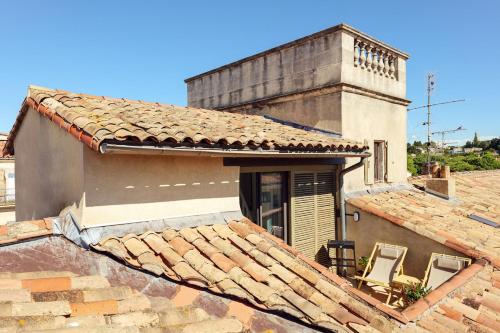 Duplex climatisé avec terrasse sans vis à vis dans l'hypercentre - Location saisonnière - Nîmes