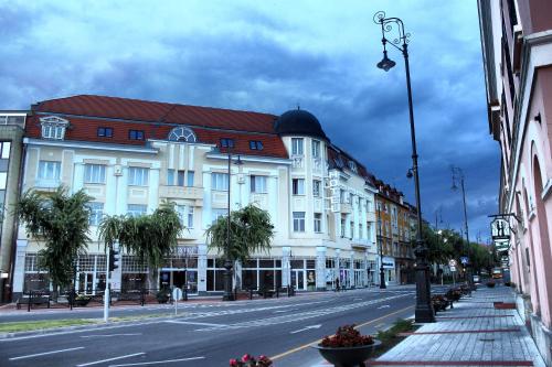 Hotel Central, Nagykanizsa bei Rinyaújnép