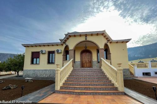 Casa Rural El Junquillo in Cuevas de San Marcos