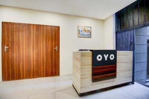 Лоби, OYO 834445 The Royal INN in Haibowal Khurd