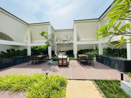 SwanBay Apartment Rice House - Park View Quiet and Green in Nhon Trach