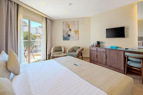 room detail thumbnail 1