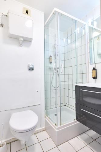 Cit'Hotel Primo Colmar Centre Room Type - Triple Room with 3 Single Beds