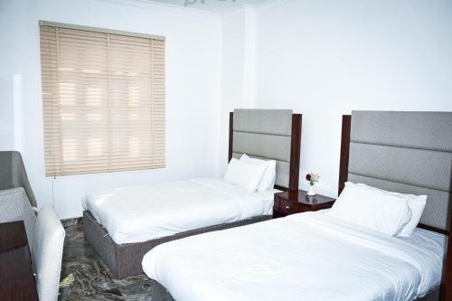 ROYAL SUITE HOTEL APARTMENT in Saham