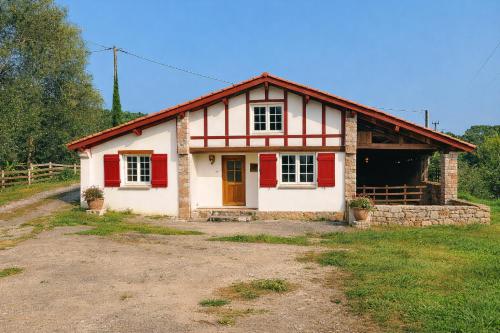 Studio 2 personnes dans magnifique ferme basque - Location saisonnière - Urrugne