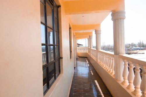 阳台/露台, Zariah Homes 1BR Ksm in 基苏木