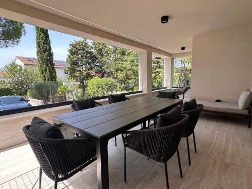 balcon/terasă, M Residence - luxury apartments with private pools in Insula Krk