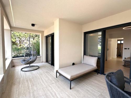 balcon/terasă, M Residence - luxury apartments with private pools in Insula Krk
