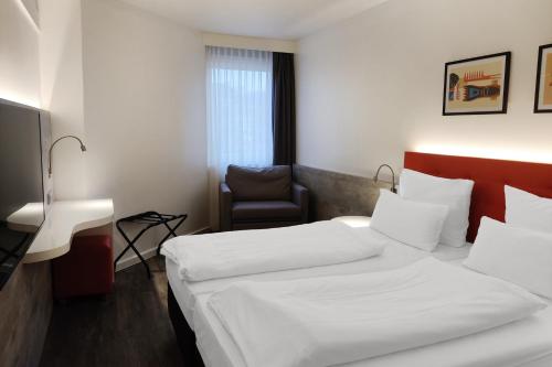 Select Hotel Wiesbaden Room Type - Standard Twin Room