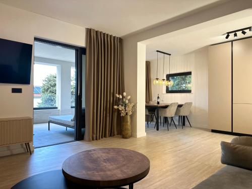 Dotări, M Residence - luxury apartments with private pools in Insula Krk