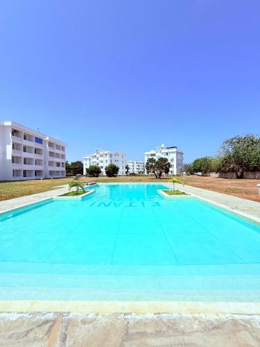 Malindi Modern 2BR Near the Beach With a Private Pool in Malindi