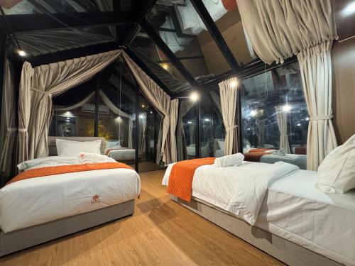 The AAM Glass Chalet By Smart Innlux - Kangar