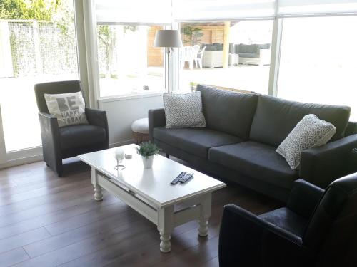 Holiday Home mit privatem Garten und Terrasse by Interhome in Tholen