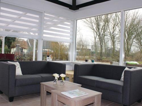Holiday Home Buurtweg213 mit Schwimmbad by Interhome in Tholen