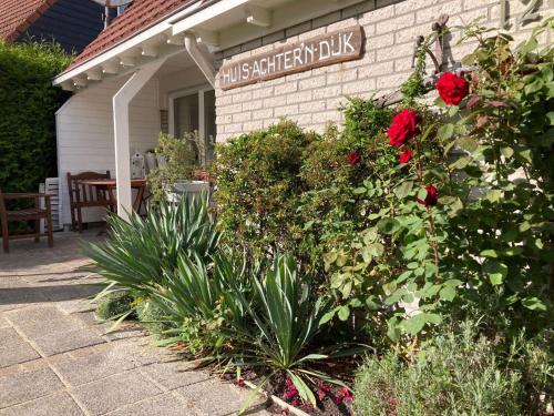 Holiday Home haus am Deich! by Interhome – khách sạn tại Oostmahorn