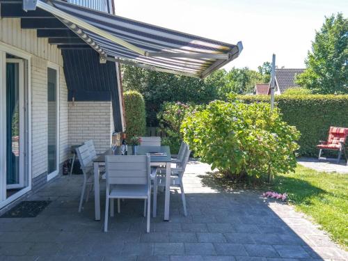 Holiday Home 138 Merle by Interhome in Dongeradeel