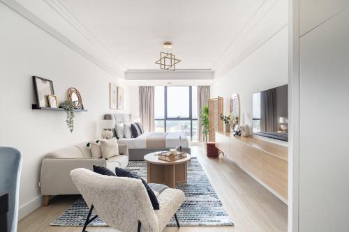 Frank Porter - Goldcrest Views 2, Dubaj