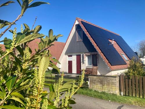 Holiday Home 170 Platz an Sonne by Interhome – khách sạn tại Oostmahorn