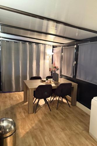 Holiday Home Wellness-Ferienhaus für 5 Personen by Interhome (Holiday Home Wellness-Ferienhaus fur 5 Personen by Interhome) in Толен