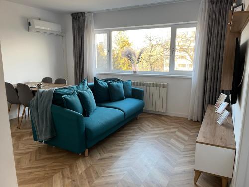 Spacious 2 Bedroom Apartment near Palas Campus with Self Check-in and River View - Location saisonnière - Iaşi