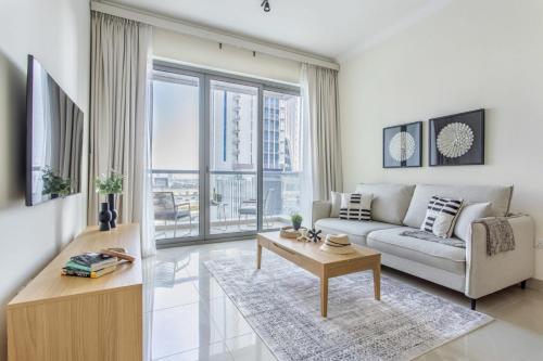 Frank Porter - Fairview Residency, Dubaj